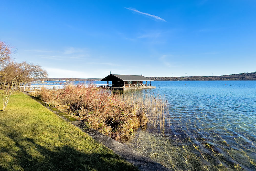 Premiumlage – Baugrundstück für eine Villa mit Seezugang | TSC Immobilien